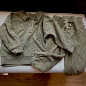 Rylee + Cru thermal set